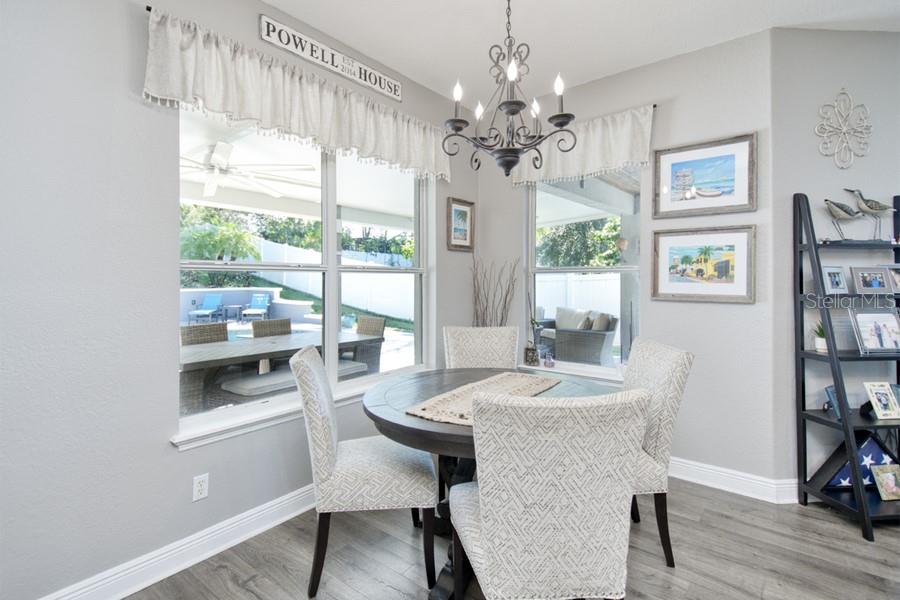 Image 31 of 49 For 11129 Oakshore Lane