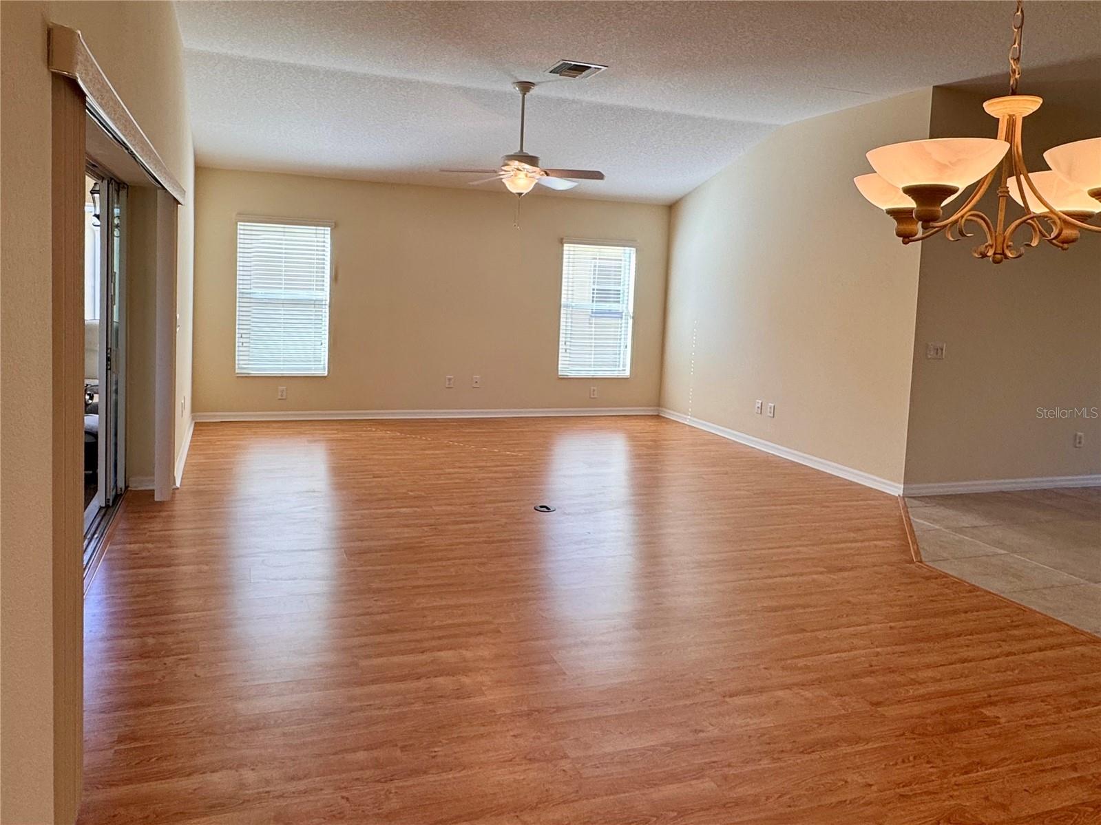 Image 10 of 30 For 2693 Persimmon Loop