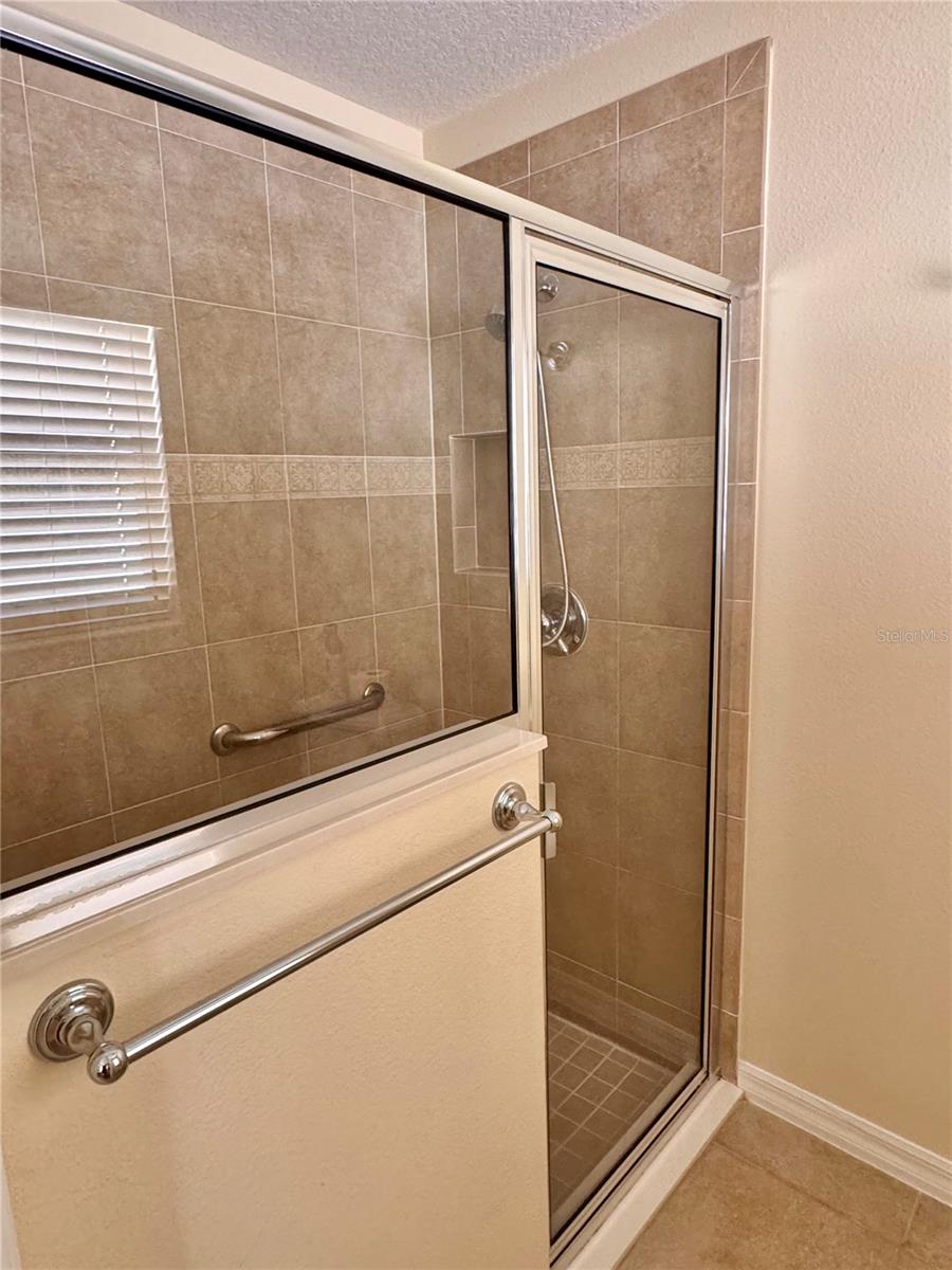 Image 17 of 30 For 2693 Persimmon Loop