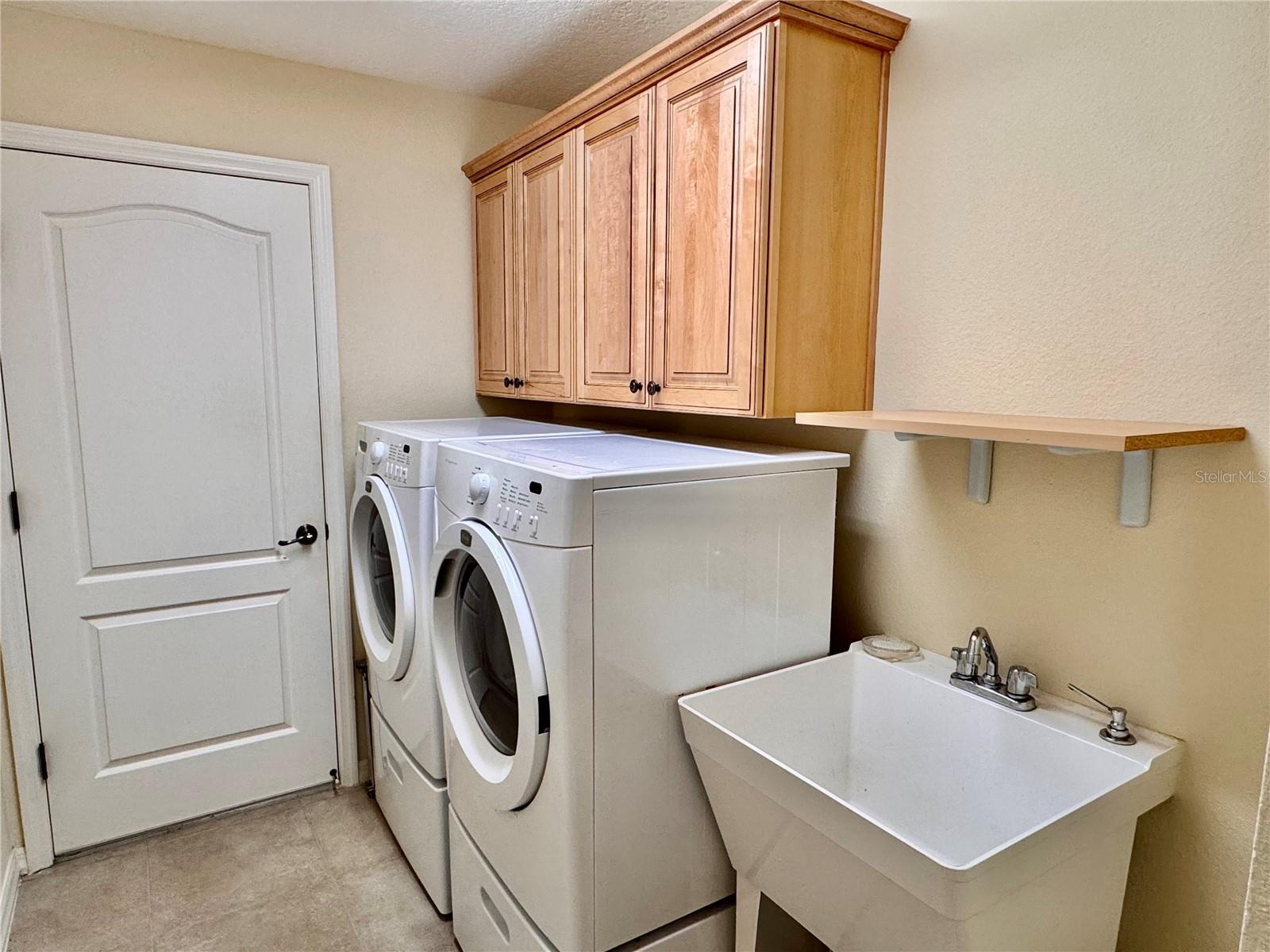 Image 22 of 30 For 2693 Persimmon Loop