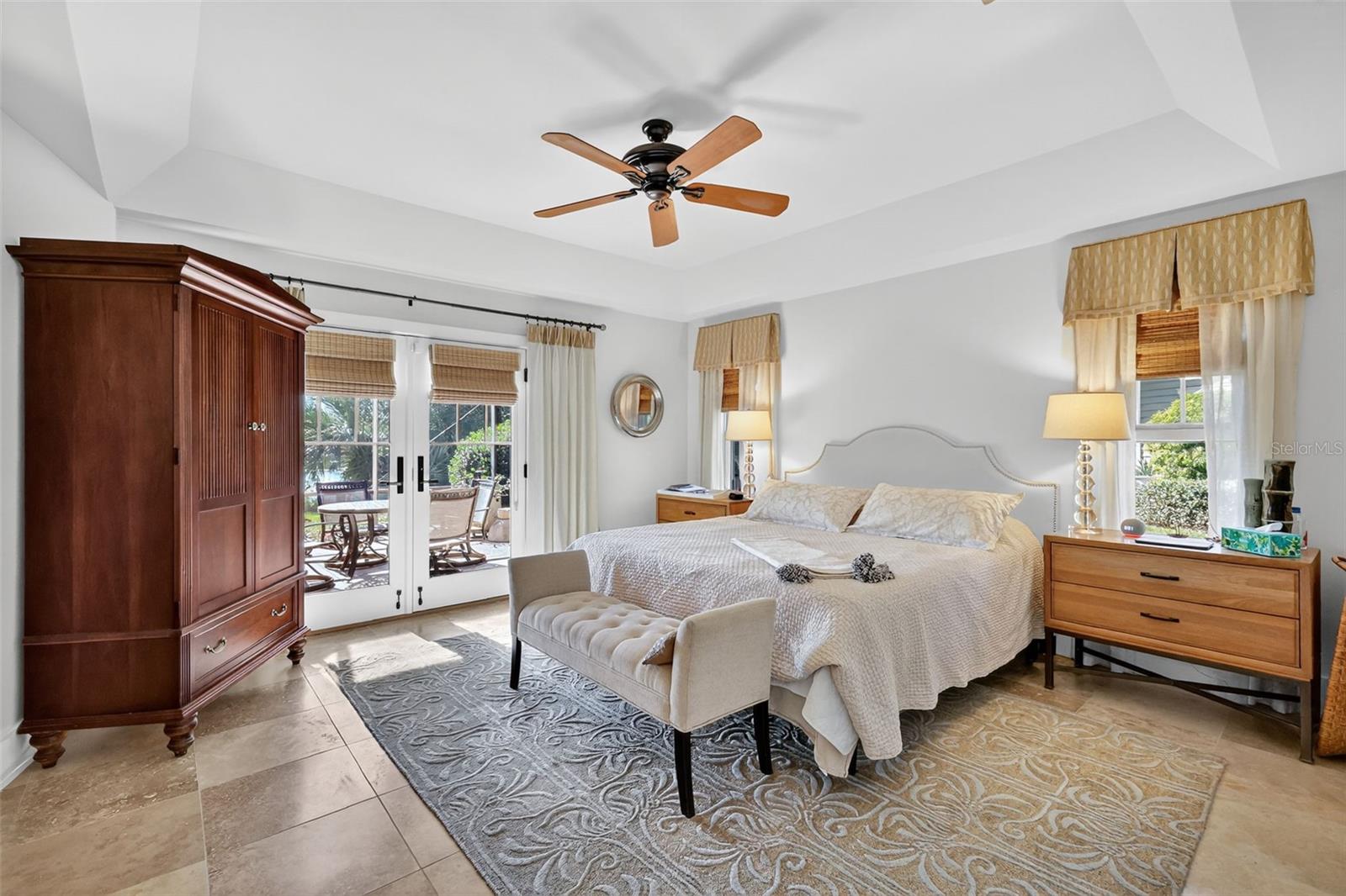 Image 11 of 36 For 5426 Twin Palms Road