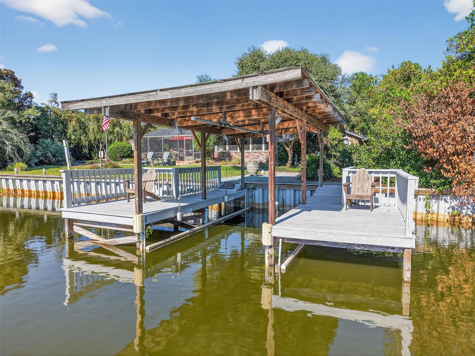 Image 2 of 36 For 5426 Twin Palms Road