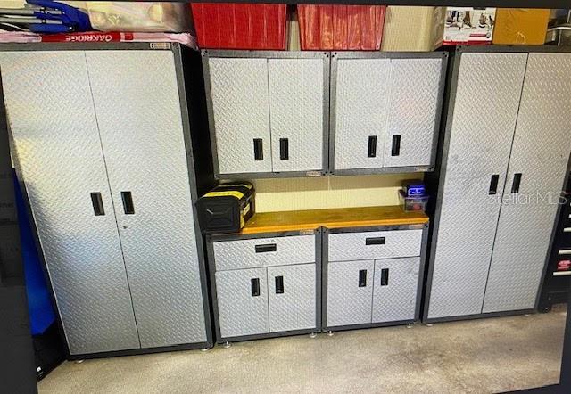 Image 33 of 36 For 5426 Twin Palms Road