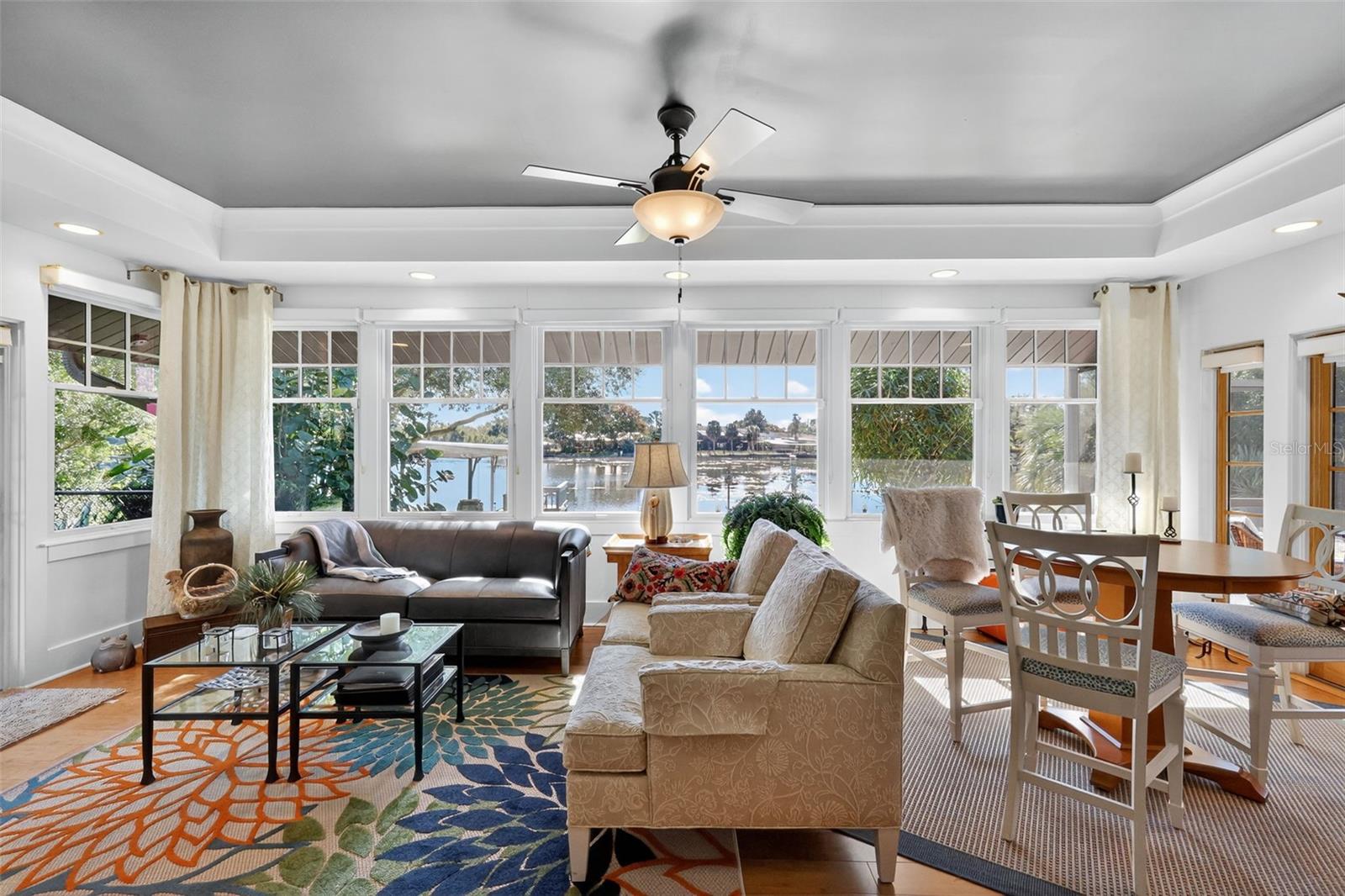 Image 9 of 36 For 5426 Twin Palms Road