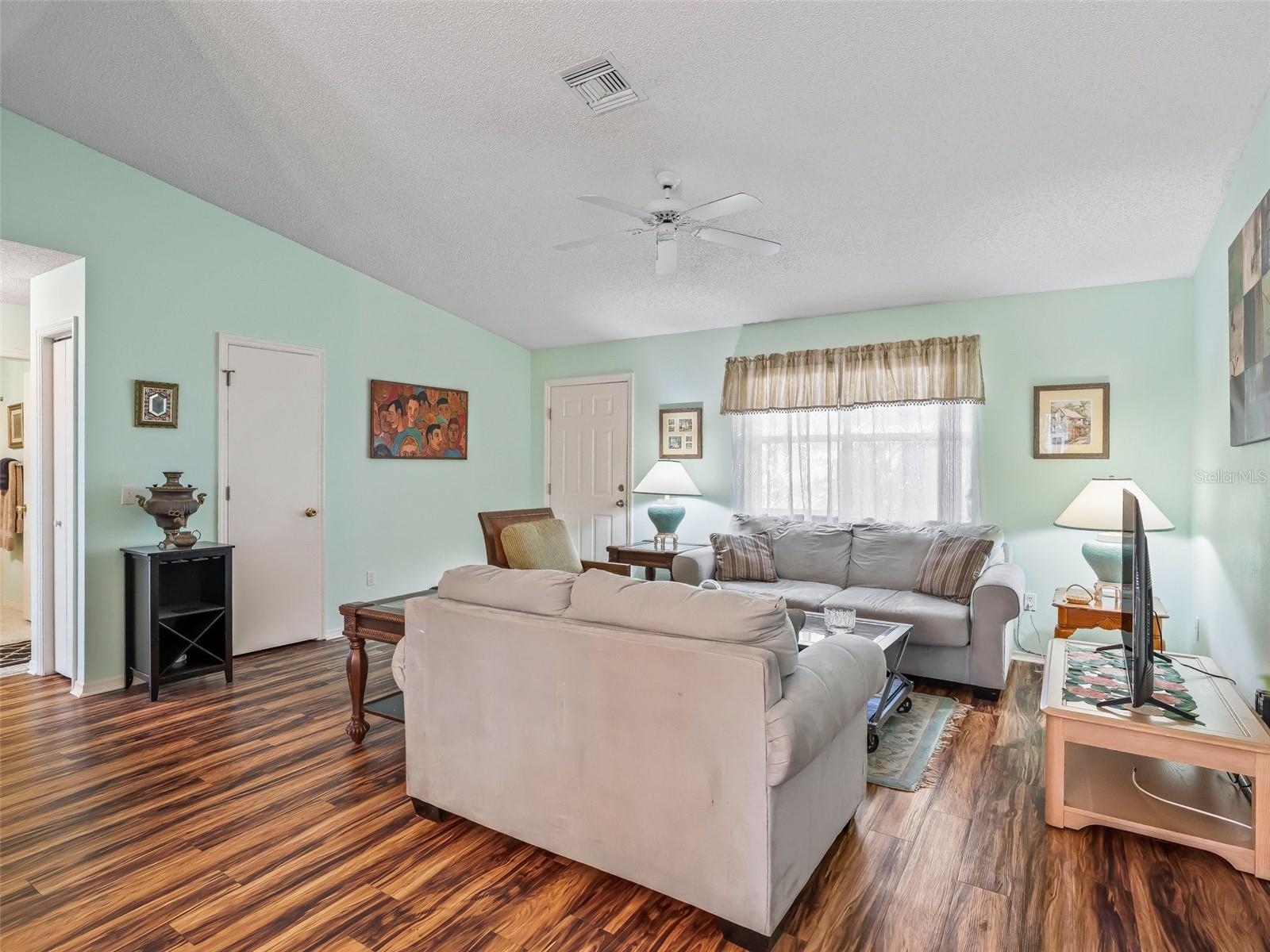 Image 12 of 46 For 304 San Marino Drive