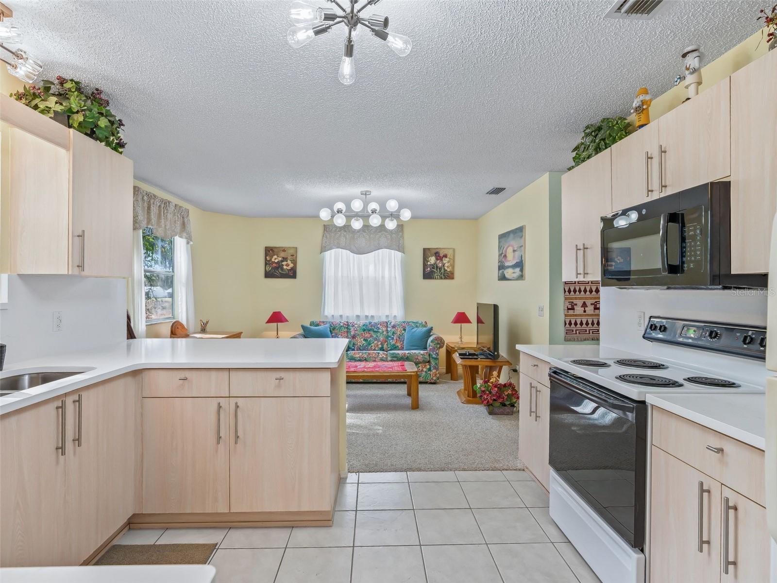 Image 17 of 46 For 304 San Marino Drive