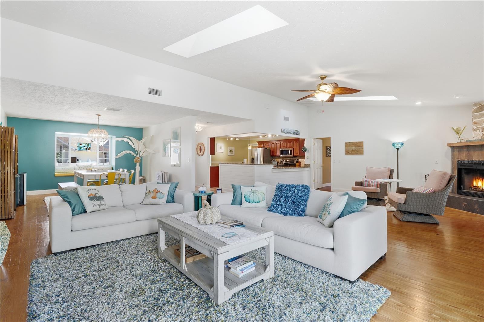 Image 10 of 70 For 105 2nd Place