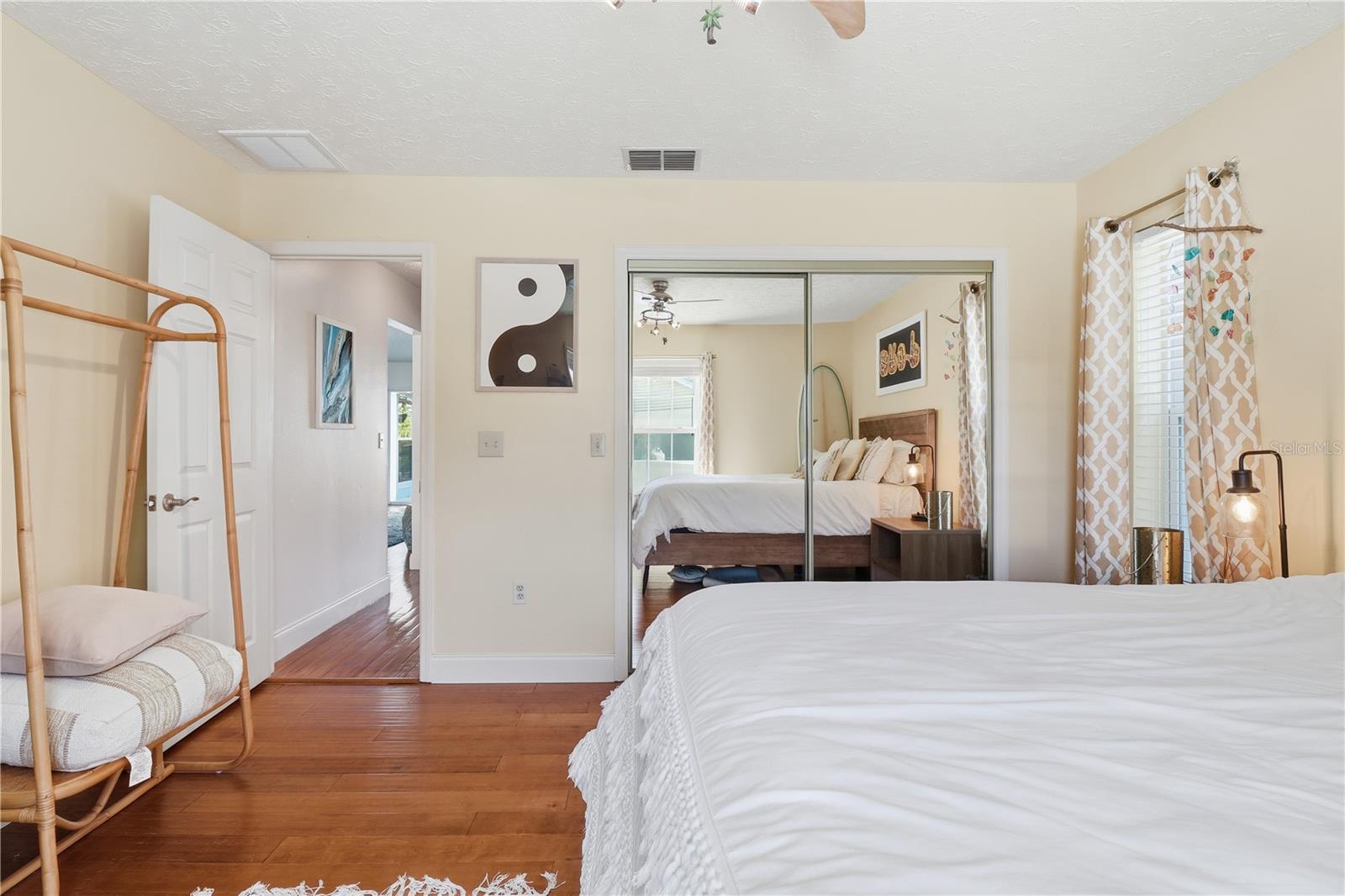 Image 18 of 70 For 105 2nd Place