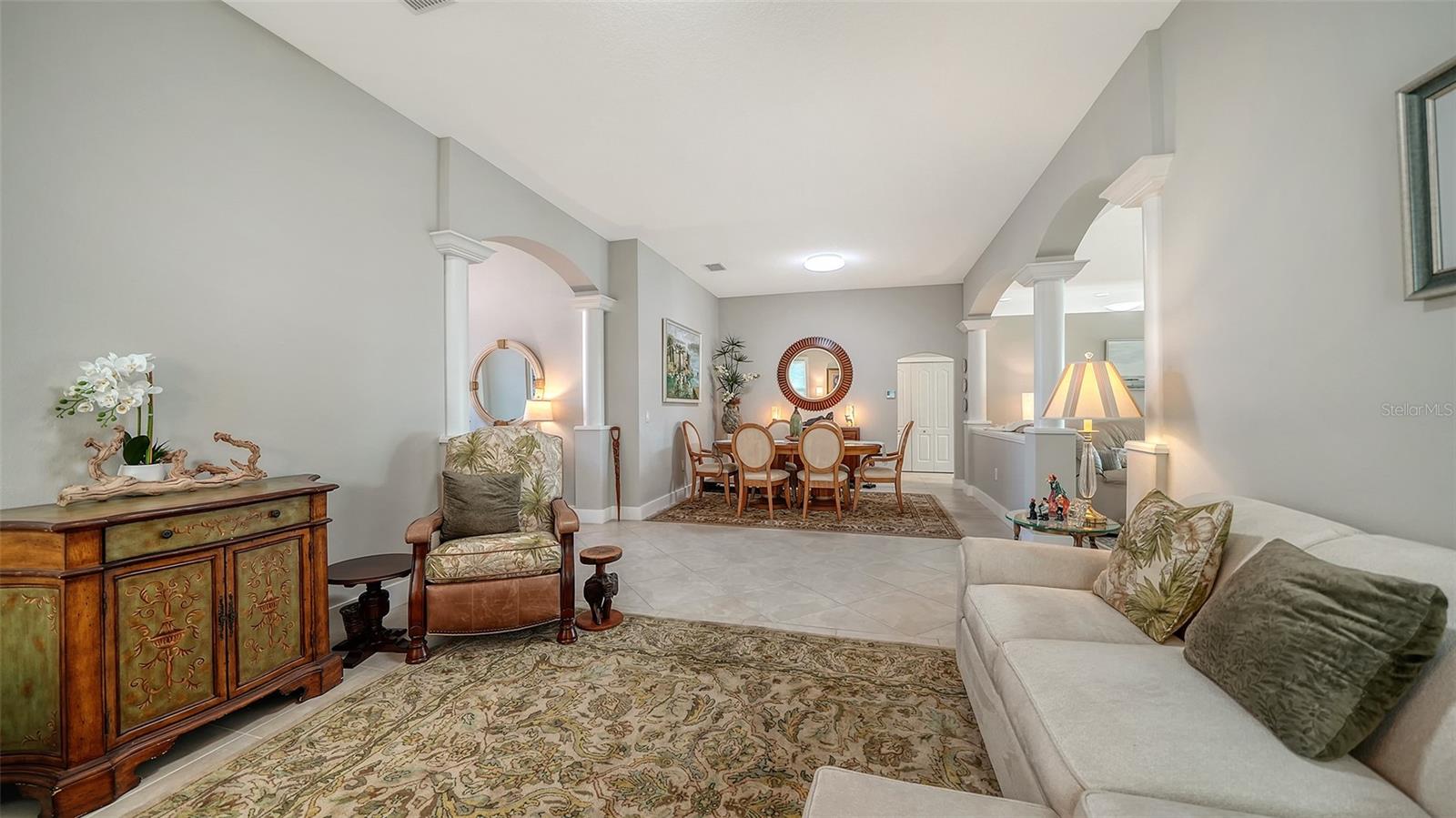 Image 18 of 70 For 8208 Nice Way