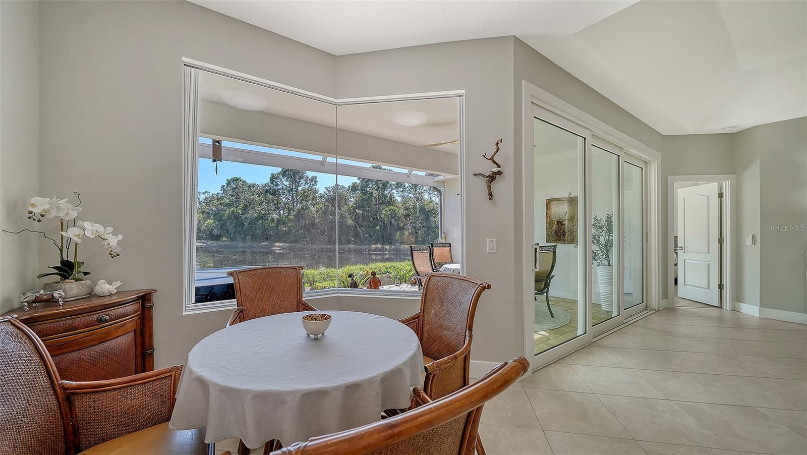 Image 24 of 70 For 8208 Nice Way