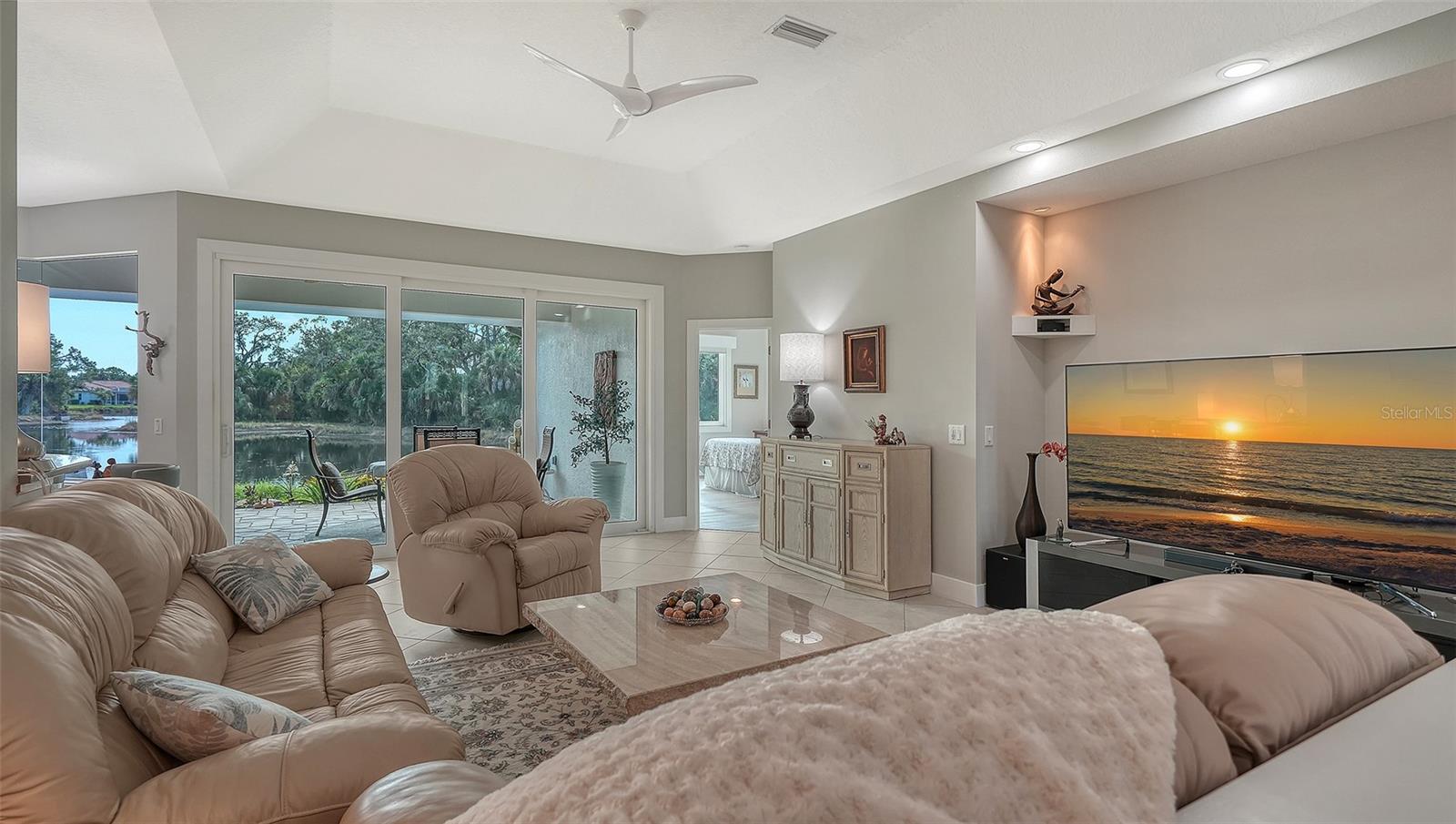 Image 28 of 70 For 8208 Nice Way