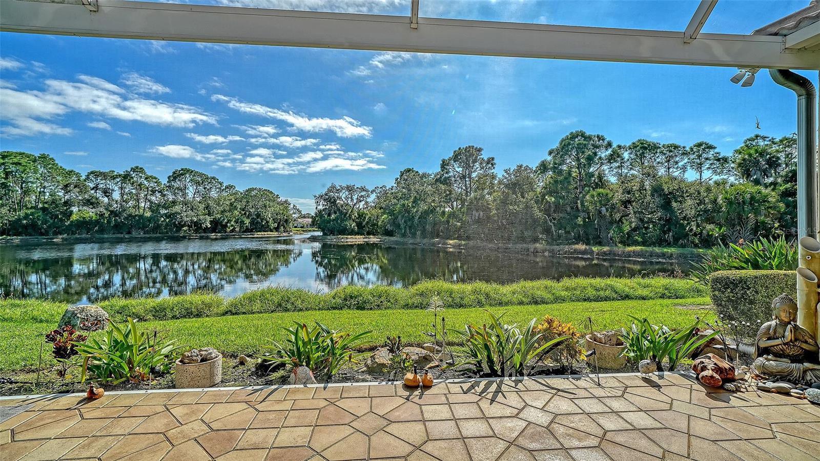 Image 46 of 70 For 8208 Nice Way