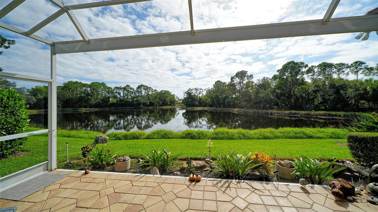 Image 47 of 70 For 8208 Nice Way