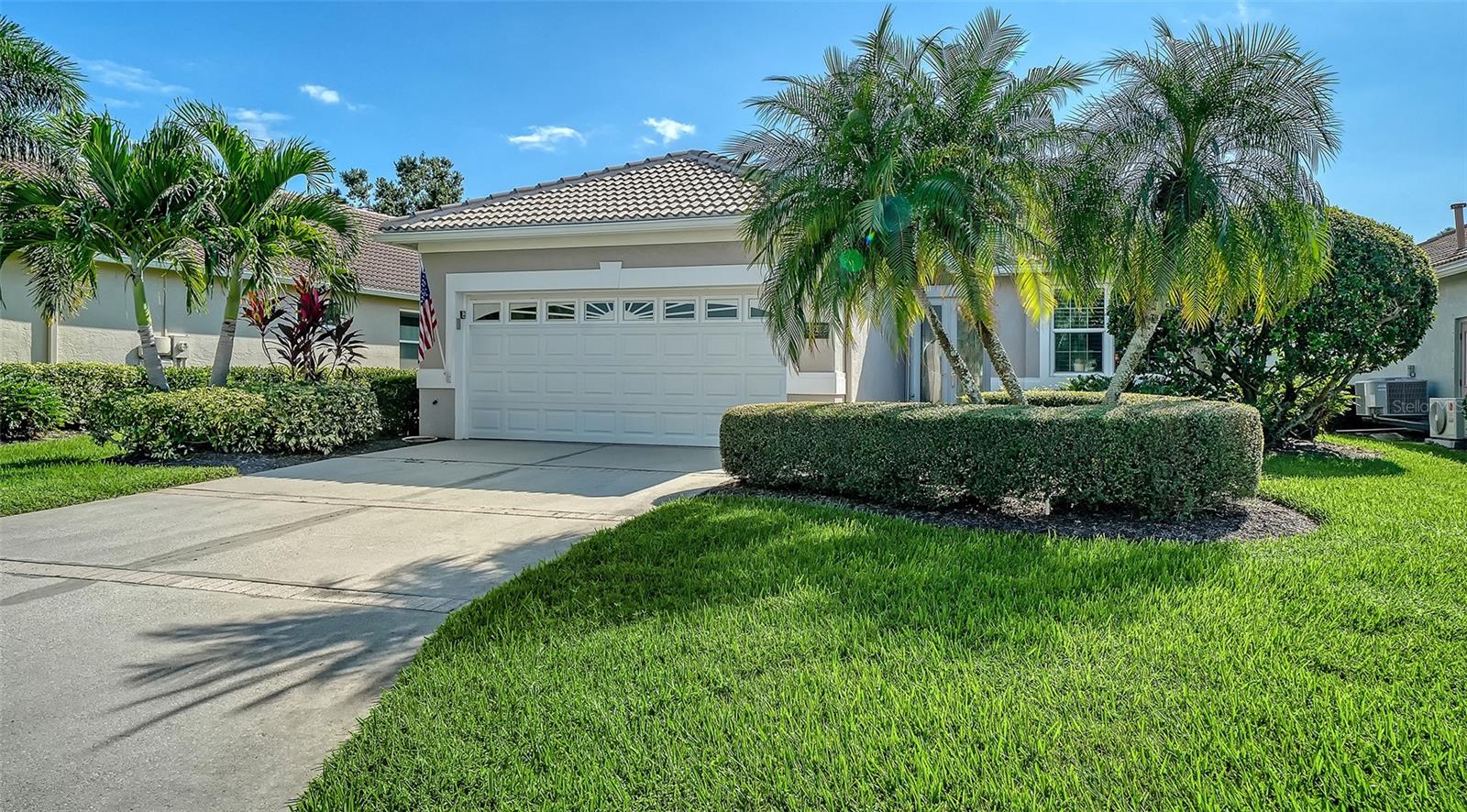 Image 5 of 70 For 8208 Nice Way