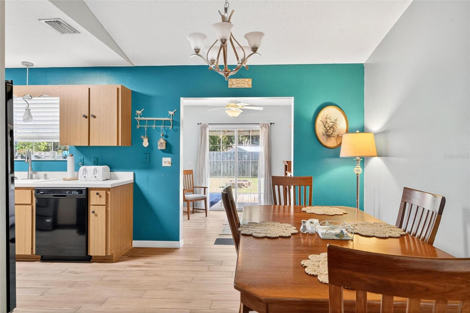 Image 11 of 56 For 34220 Black Bass Circle