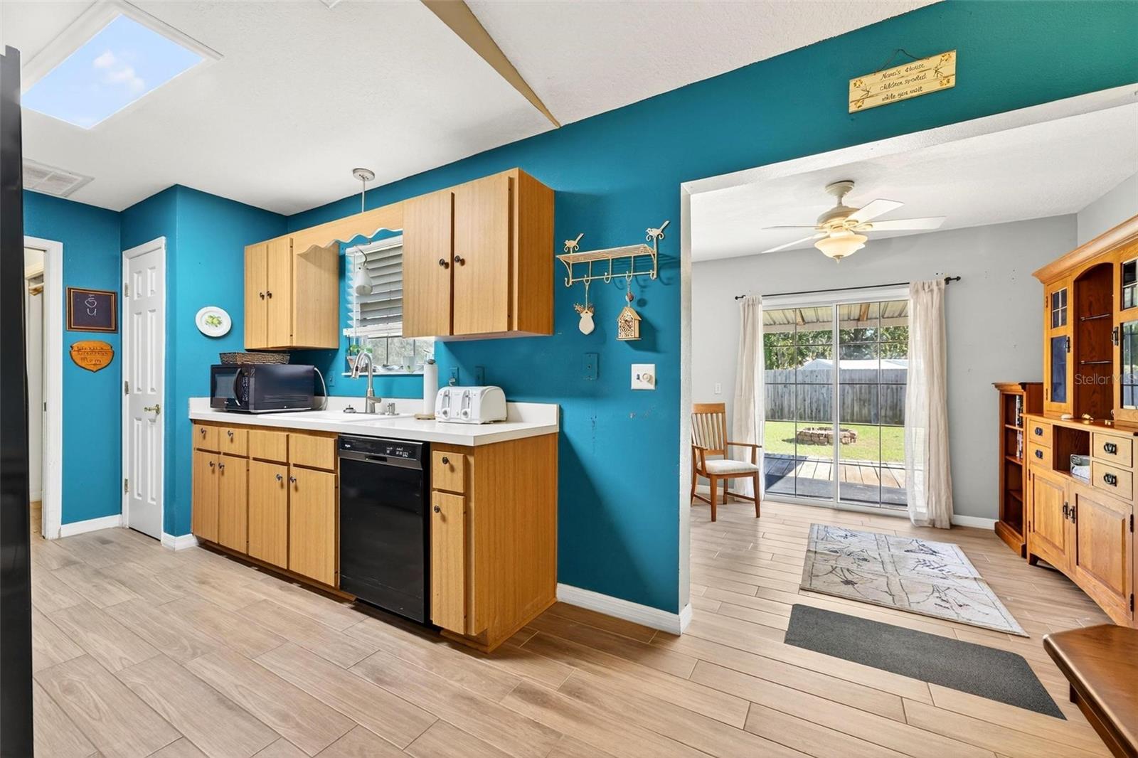 Image 12 of 56 For 34220 Black Bass Circle