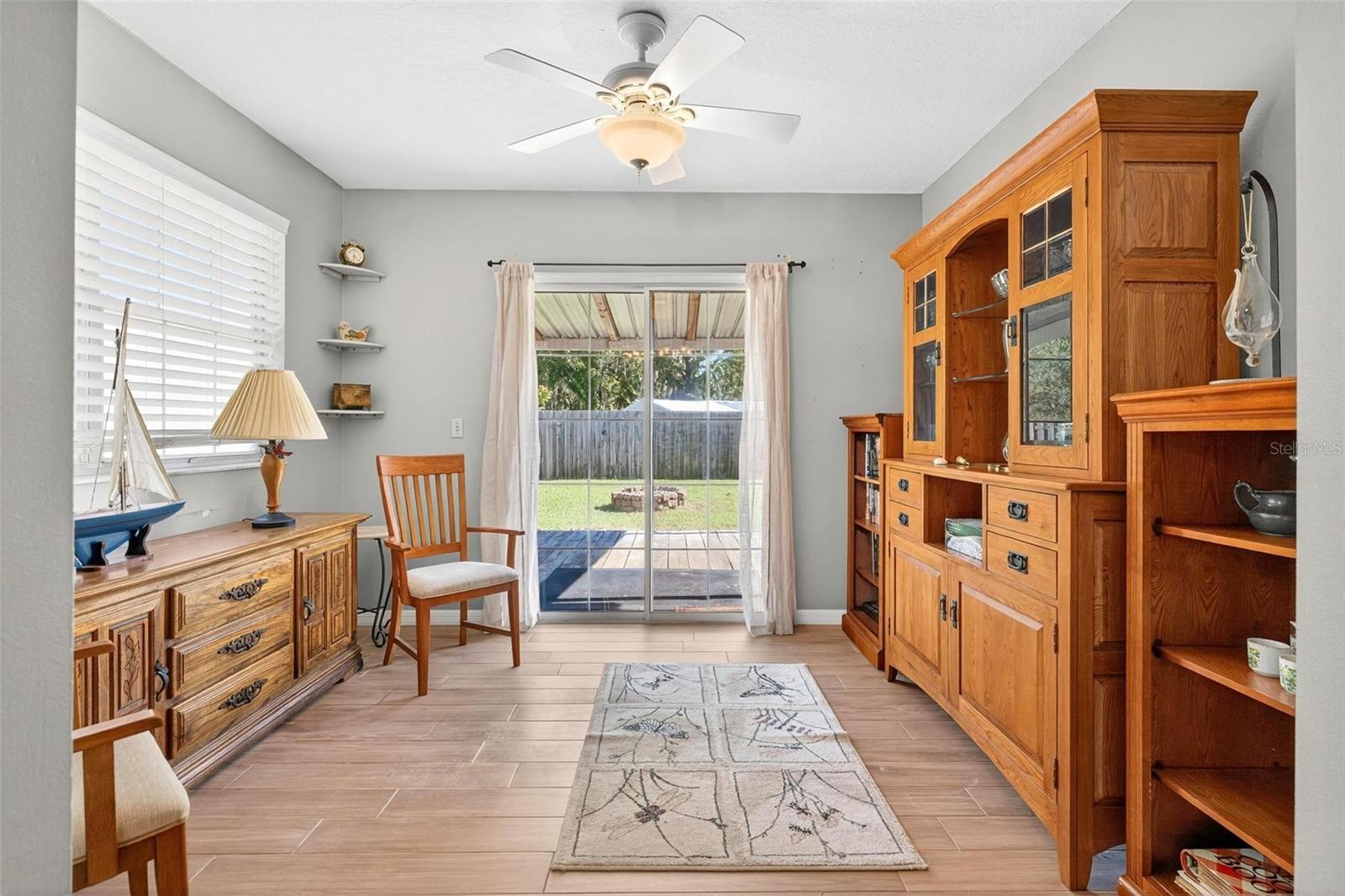 Image 19 of 56 For 34220 Black Bass Circle