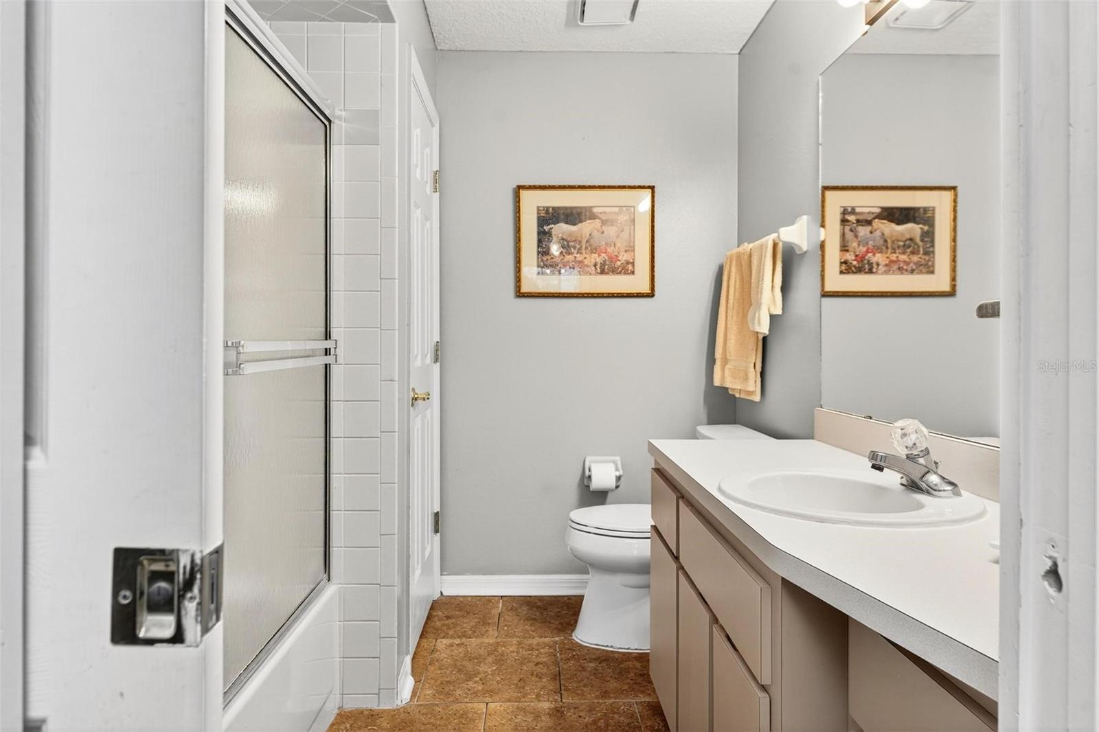 Image 25 of 56 For 34220 Black Bass Circle