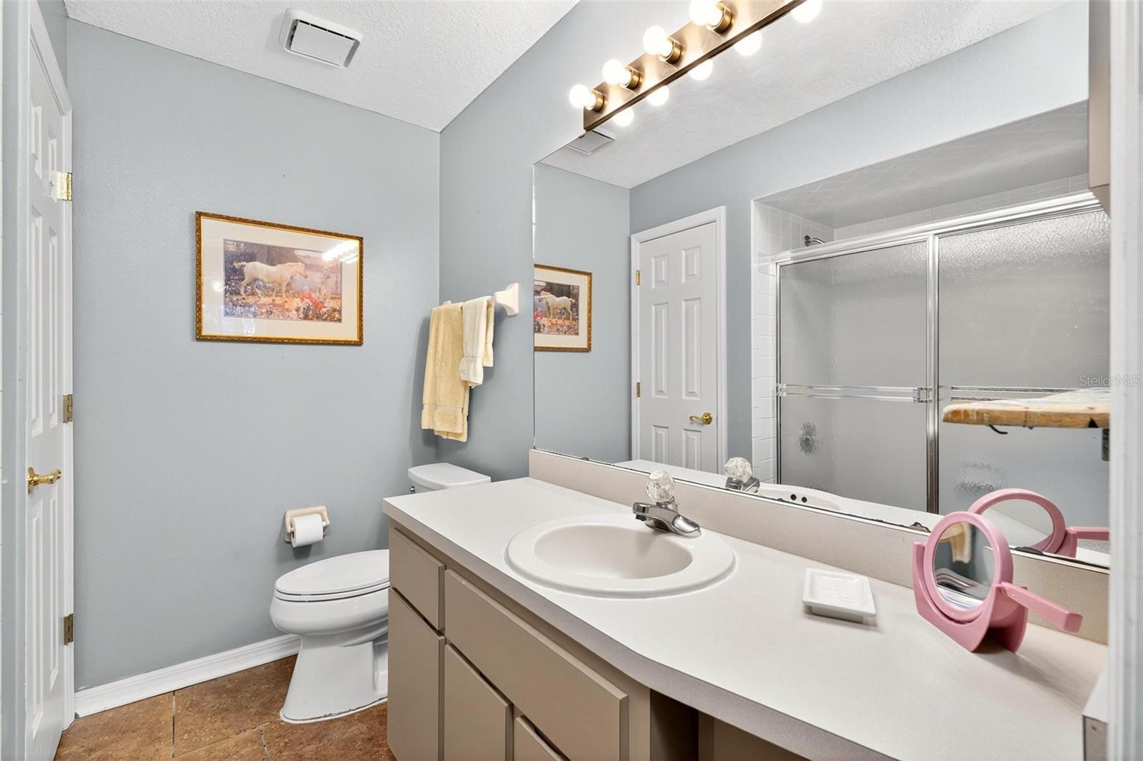 Image 26 of 56 For 34220 Black Bass Circle