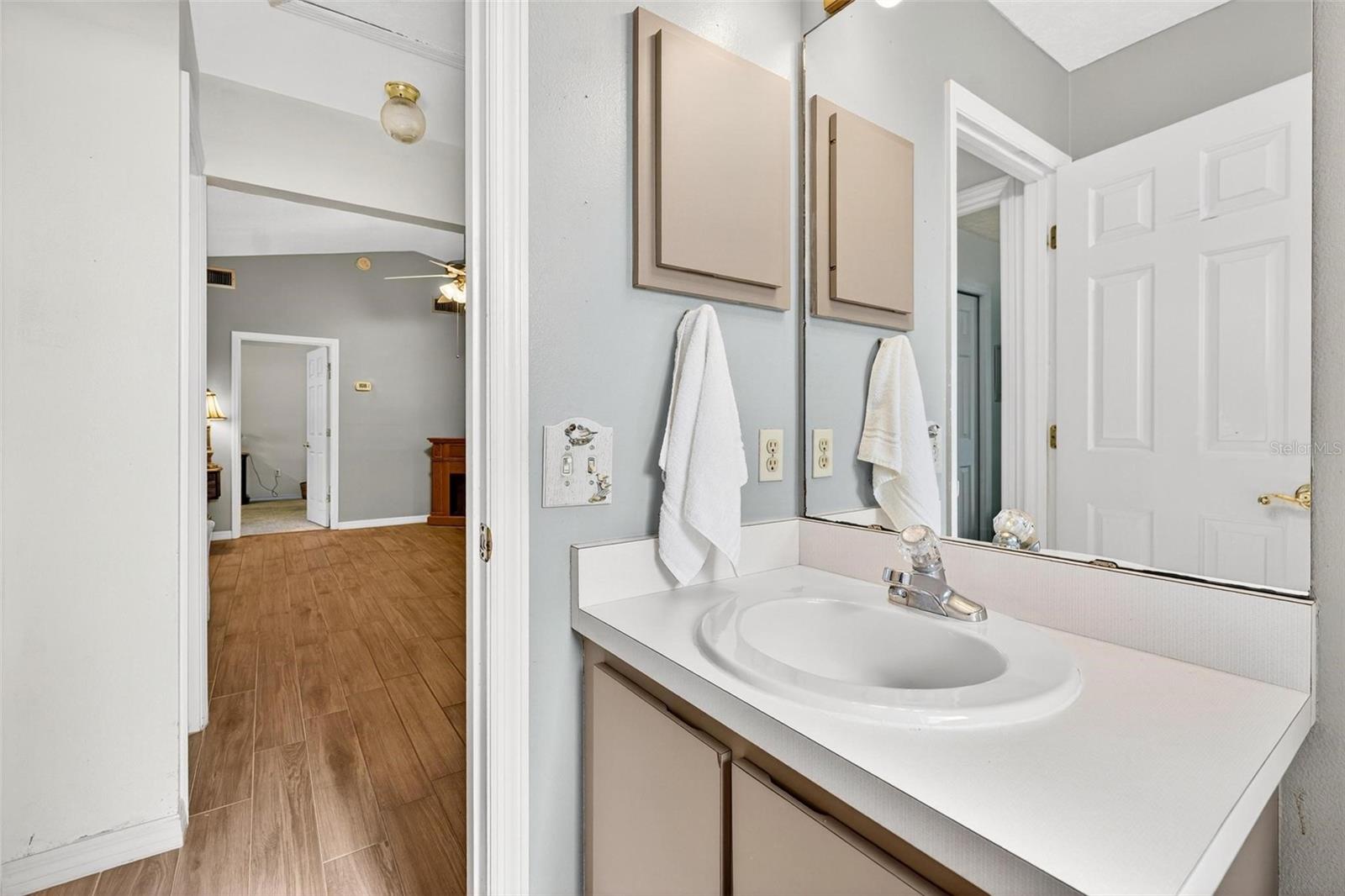 Image 34 of 56 For 34220 Black Bass Circle