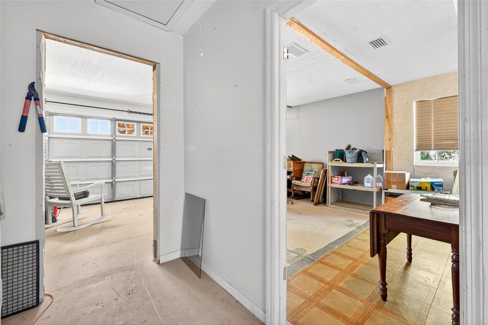 Image 37 of 56 For 34220 Black Bass Circle