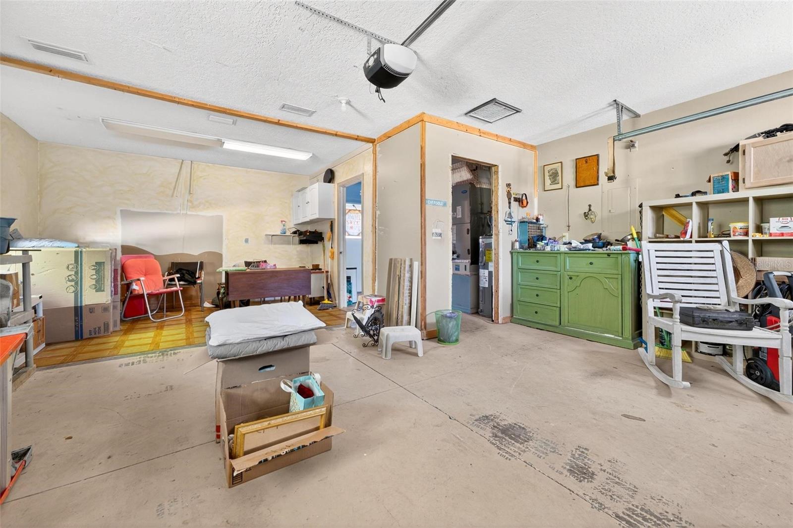 Image 39 of 56 For 34220 Black Bass Circle