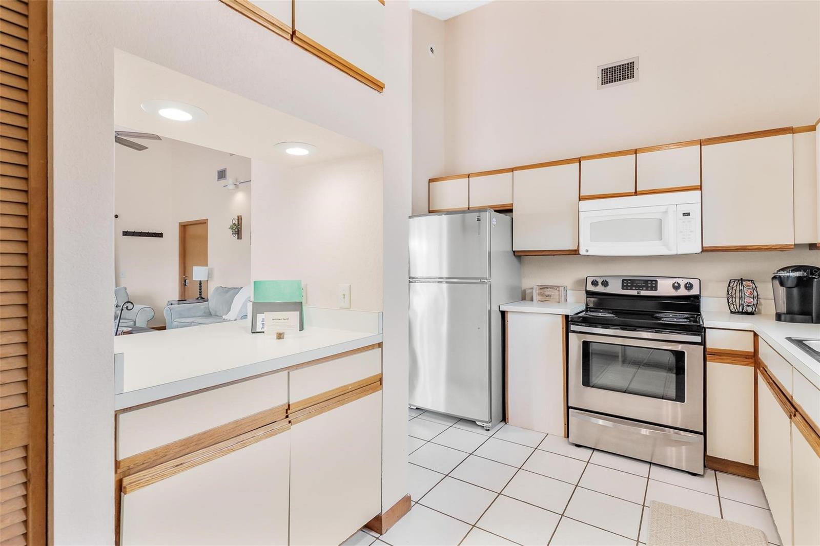 Image 10 of 78 For 42645 Altoona Road