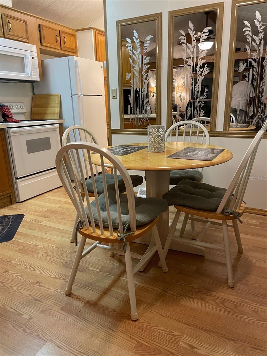 Image 50 of 78 For 42645 Altoona Road