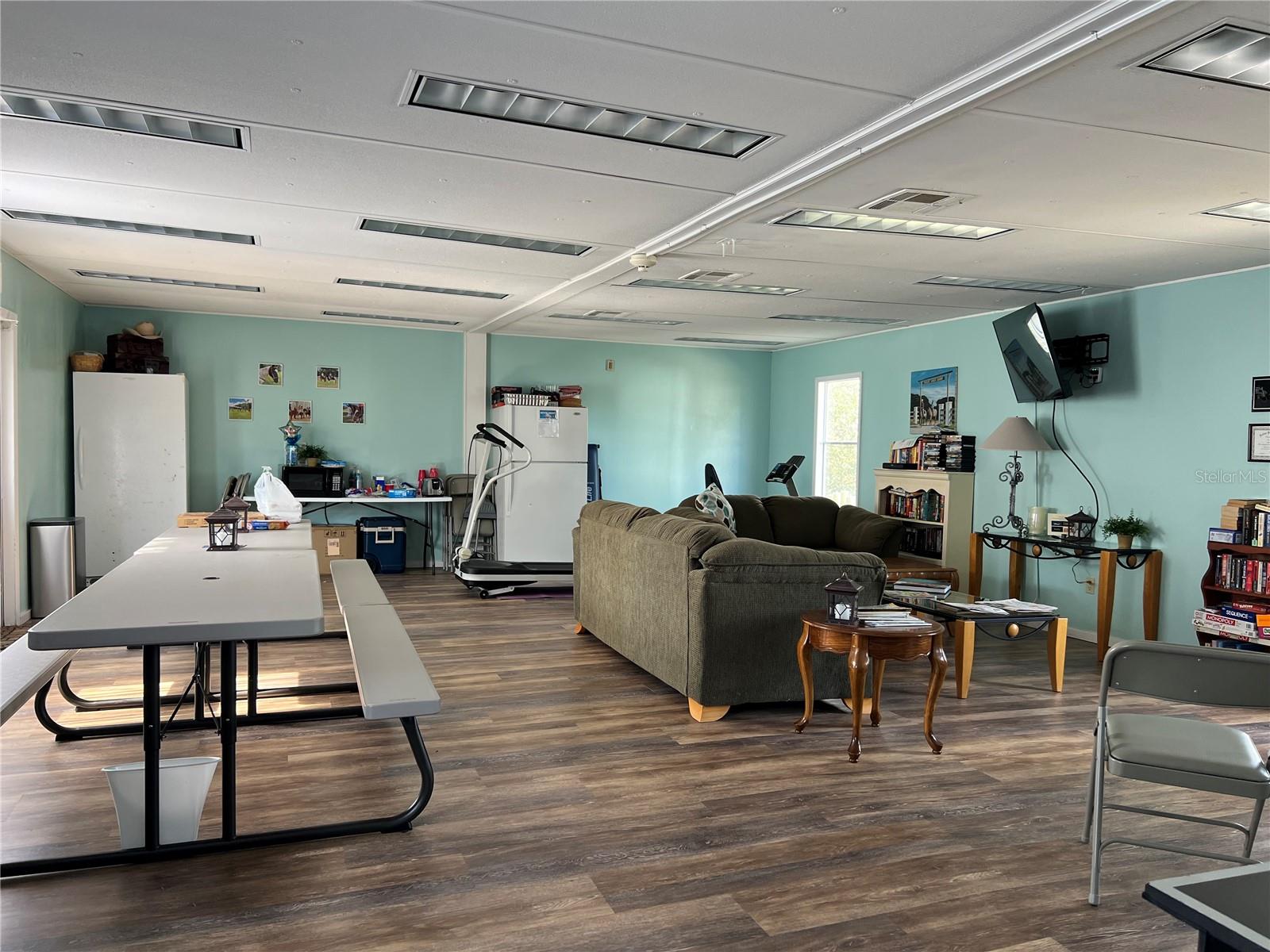 Image 57 of 78 For 42645 Altoona Road