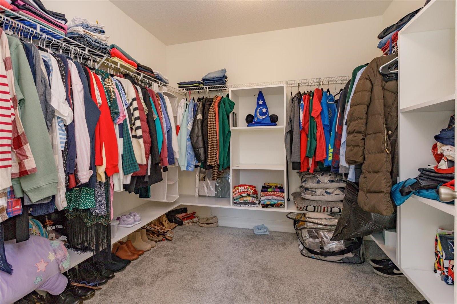 Image 16 of 28 For 1096 Papaya Circle