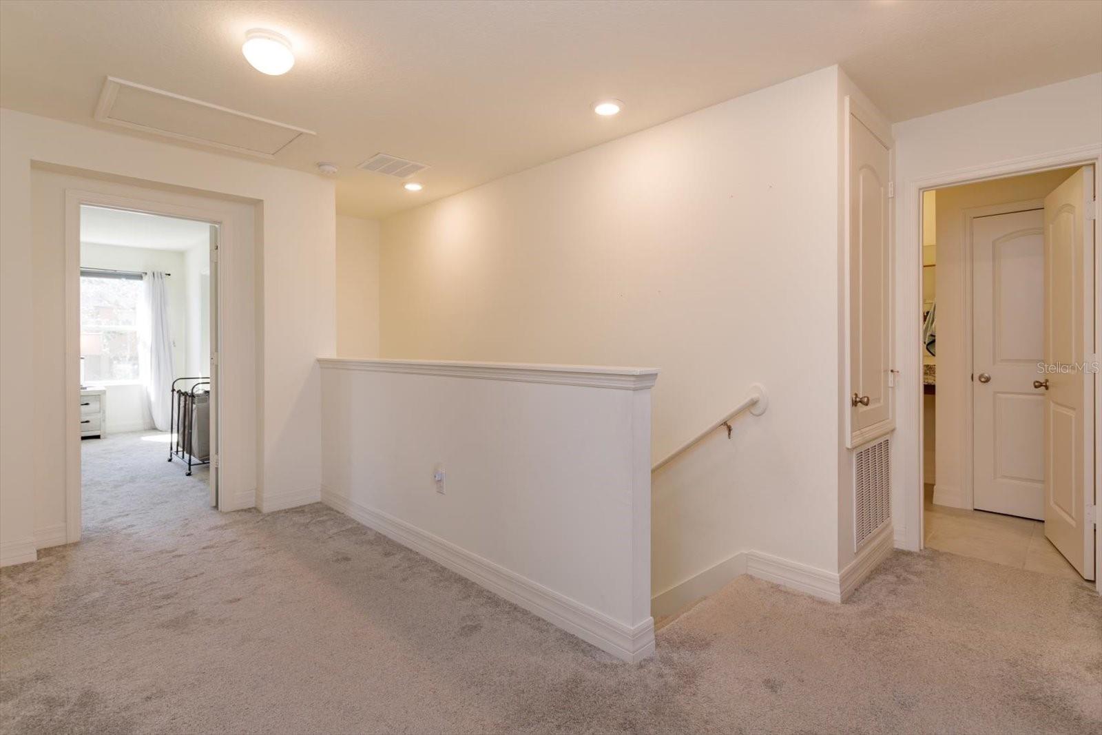 Image 17 of 28 For 1096 Papaya Circle