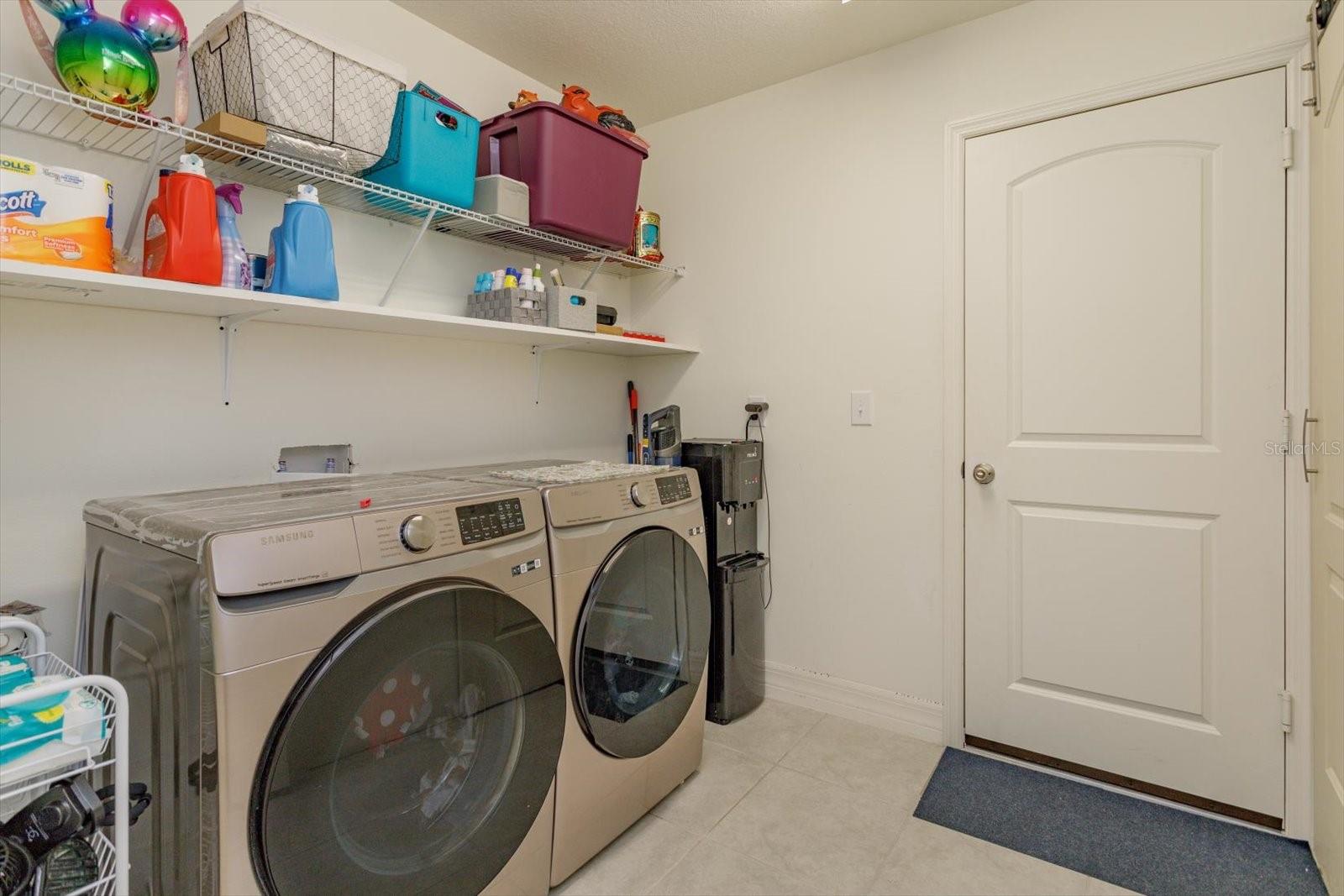 Image 23 of 28 For 1096 Papaya Circle