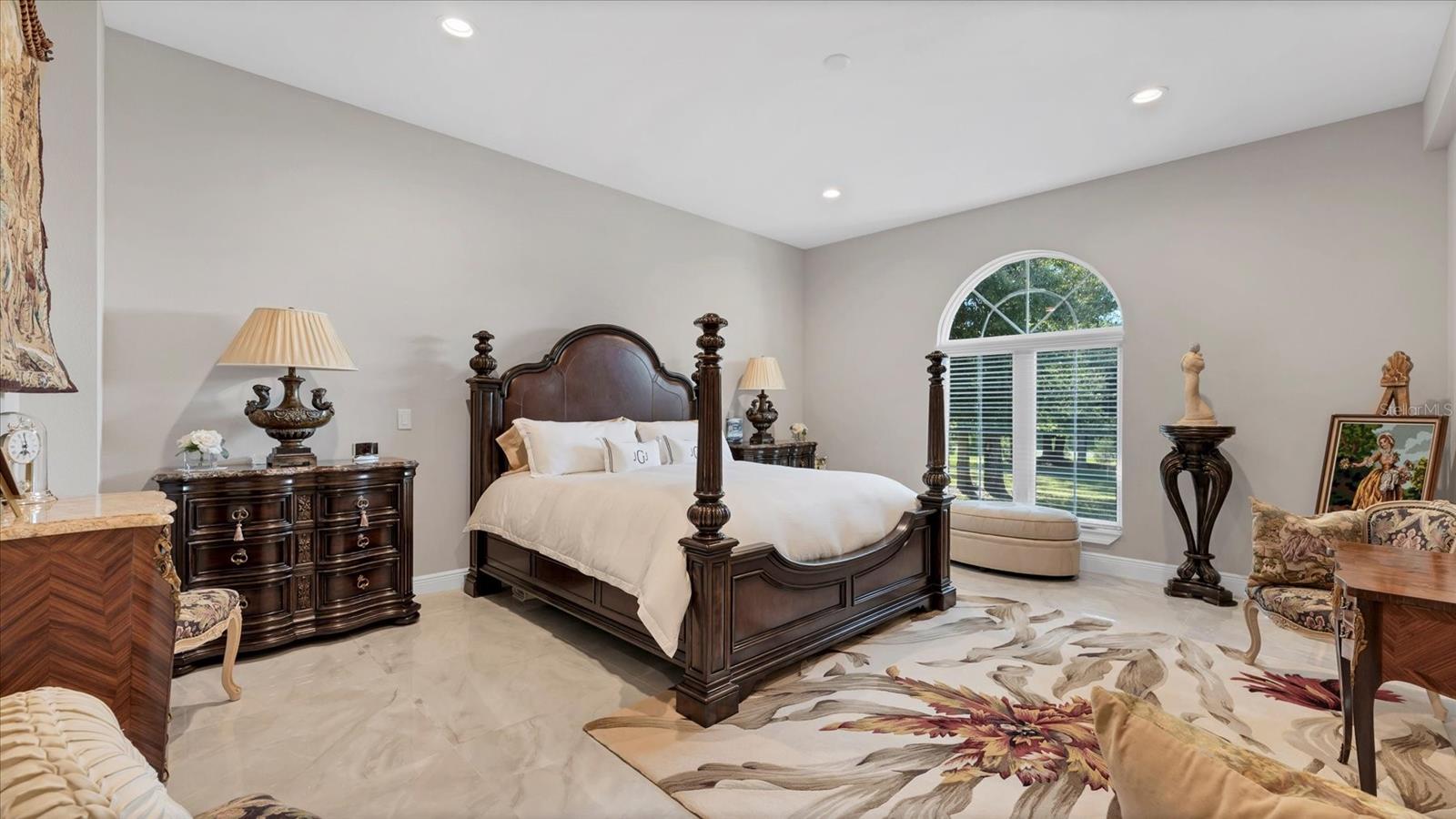 Image 15 of 54 For 39851 & 39855 Darlington Avenue