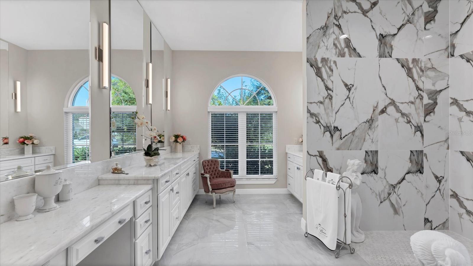 Image 17 of 54 For 39851 & 39855 Darlington Avenue