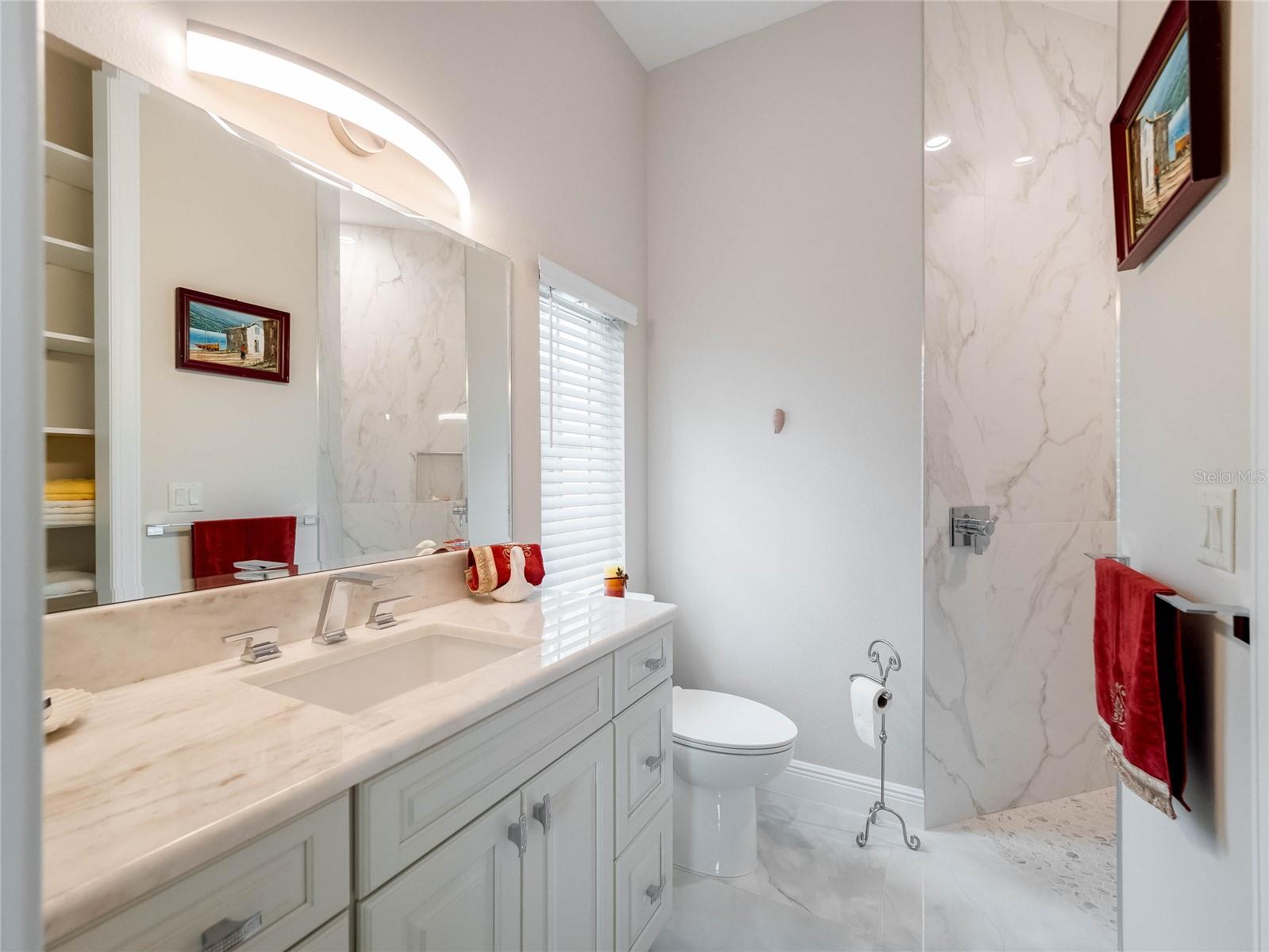 Image 24 of 54 For 39851 & 39855 Darlington Avenue