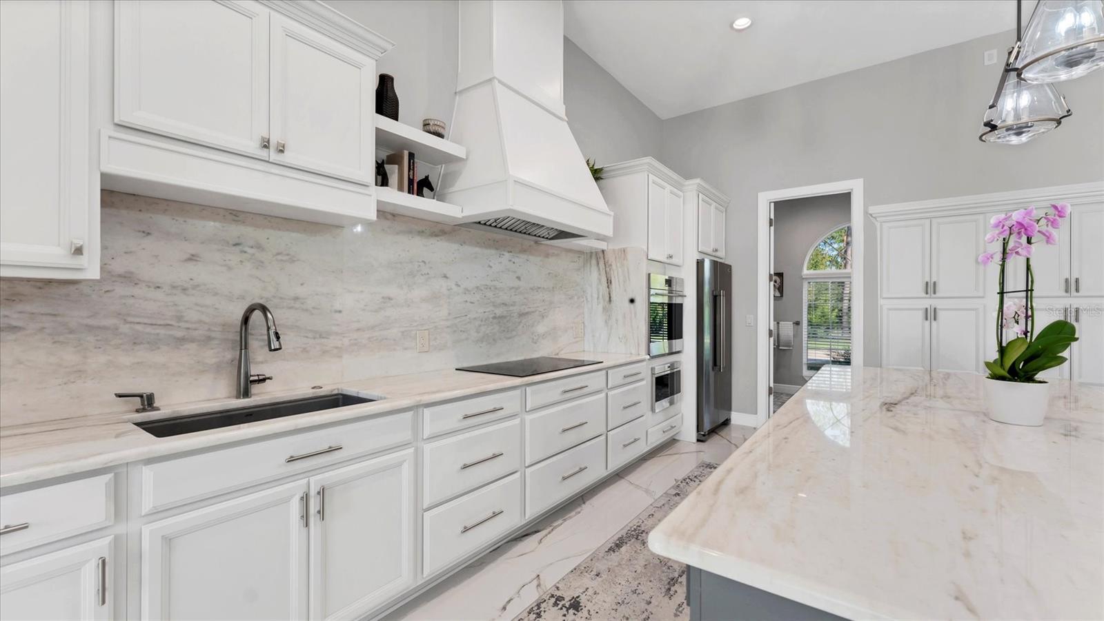 Image 32 of 54 For 39851 & 39855 Darlington Avenue