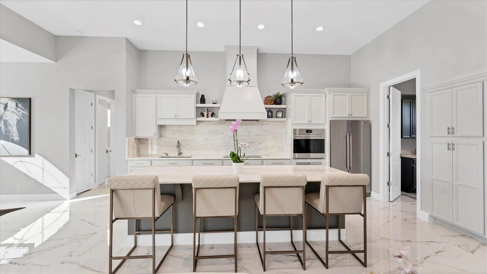 Image 33 of 54 For 39851 & 39855 Darlington Avenue