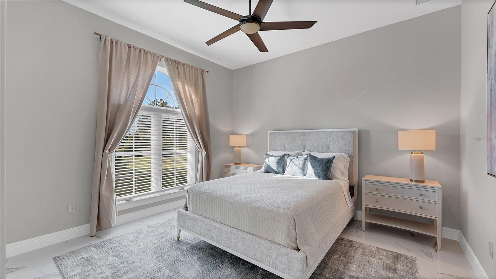 Image 46 of 54 For 39851 & 39855 Darlington Avenue