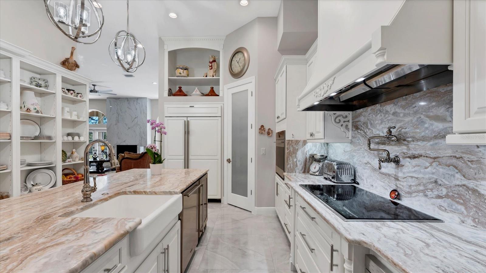 Image 8 of 54 For 39851 & 39855 Darlington Avenue