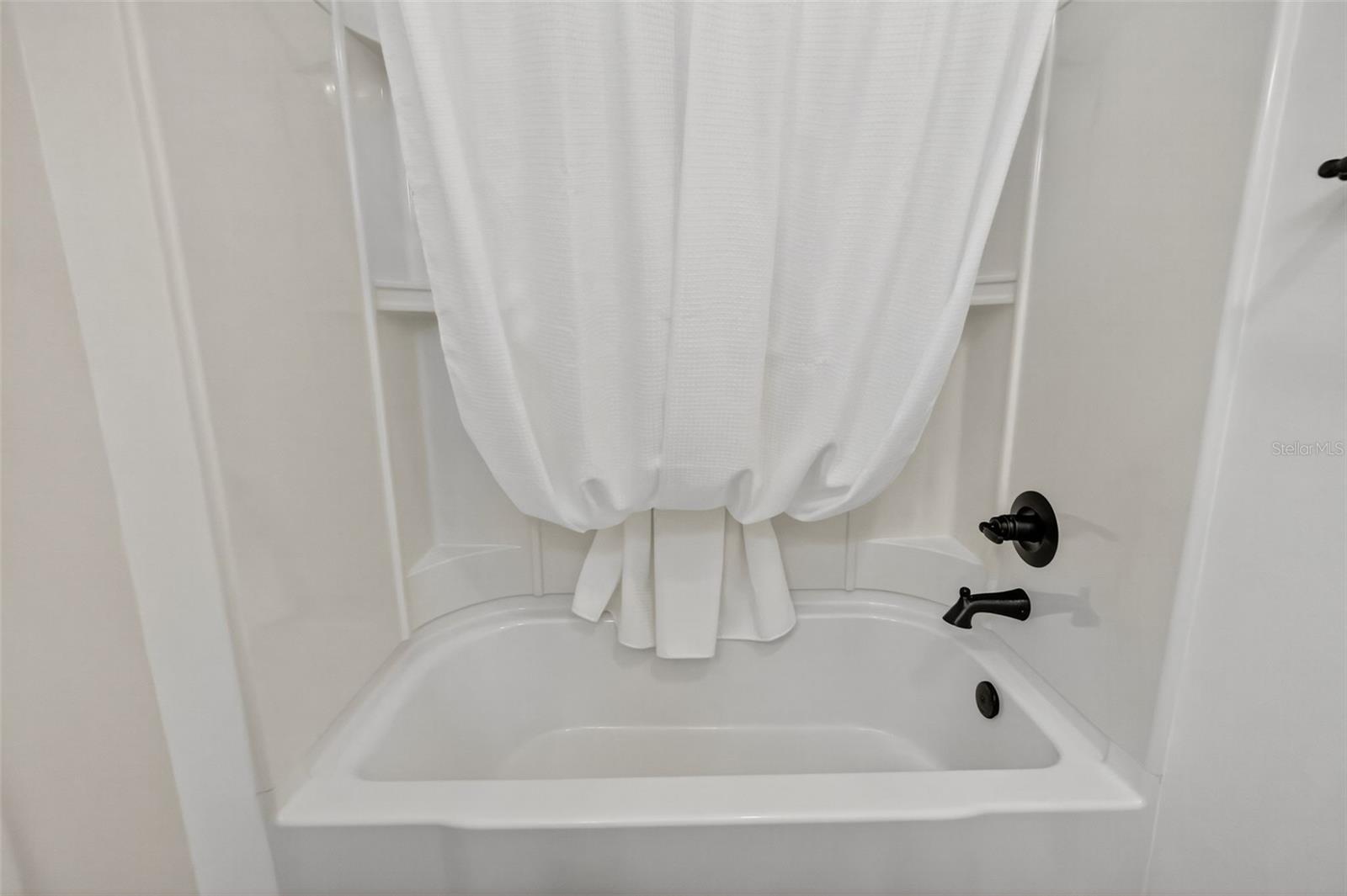 Image 28 of 44 For 944 Horton Terrace