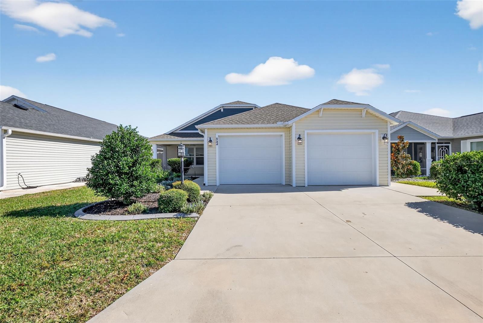 Image 43 of 44 For 944 Horton Terrace