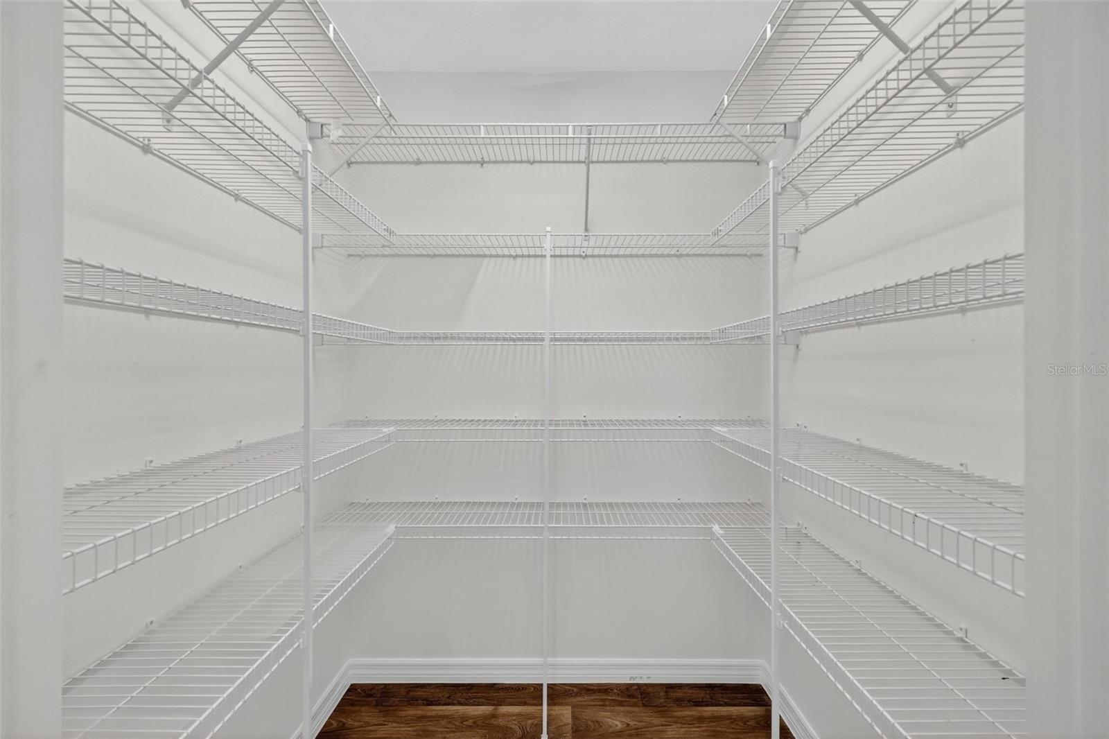 Image 9 of 44 For 944 Horton Terrace