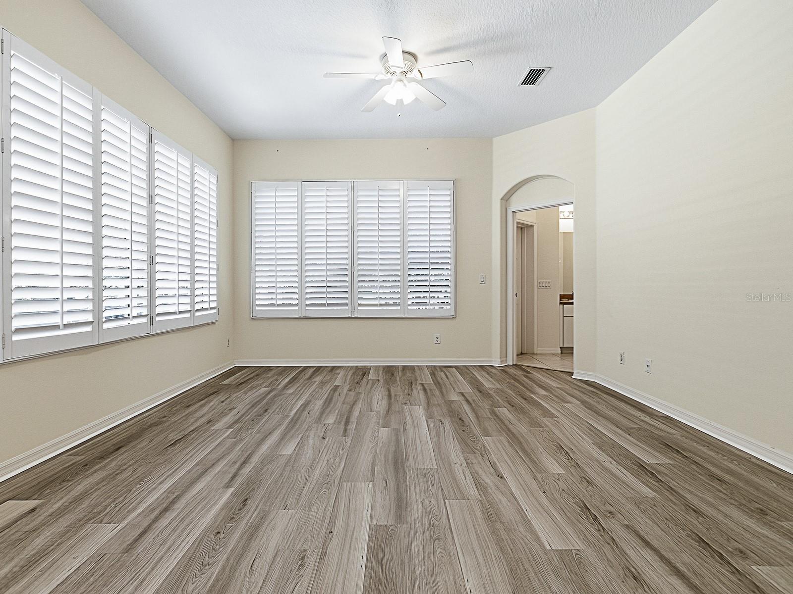 Image 12 of 37 For 3305 Baltic Sea Boulevard