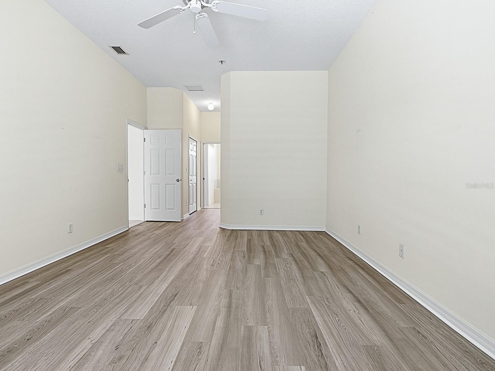 Image 20 of 37 For 3305 Baltic Sea Boulevard