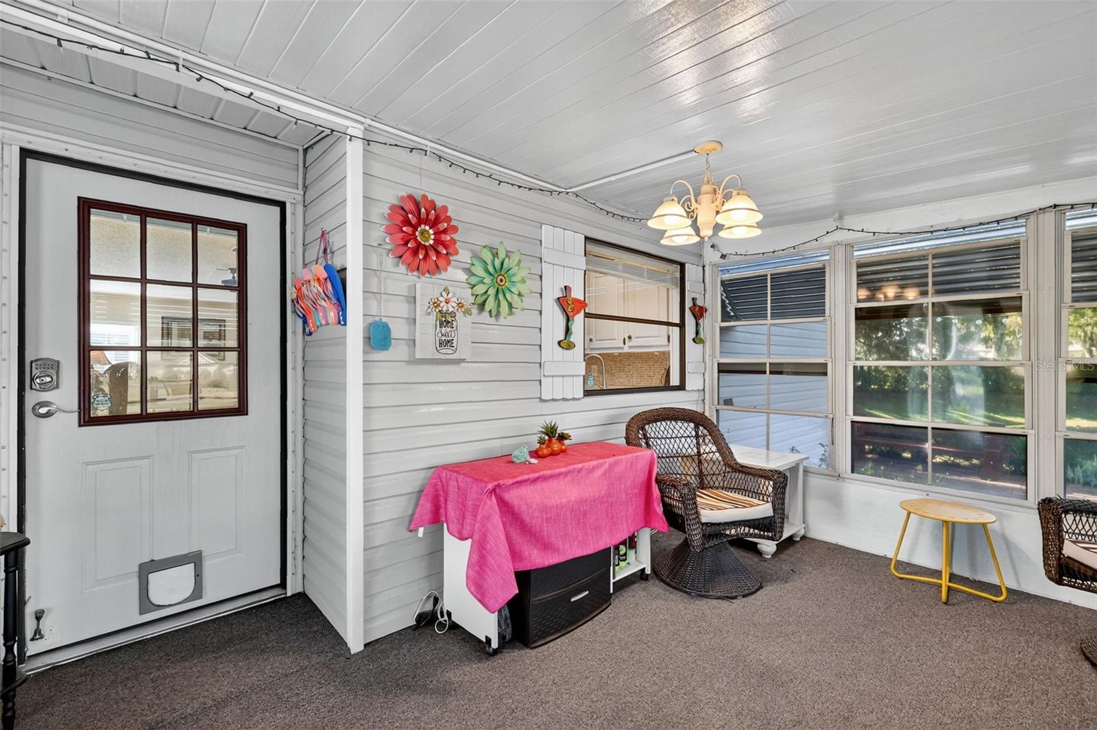 Image 18 of 28 For 5140 Desoto Way