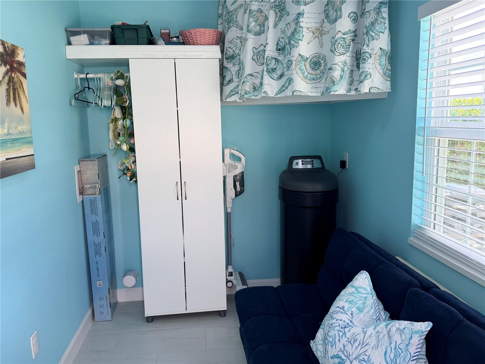 Image 33 of 50 For 9594 47th Way