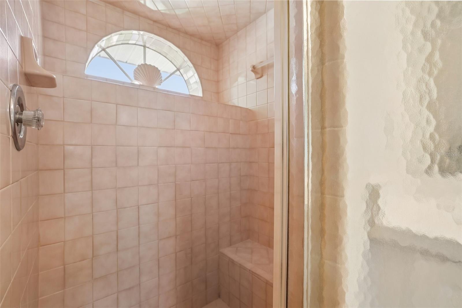 Image 25 of 50 For 512 Juniper Way