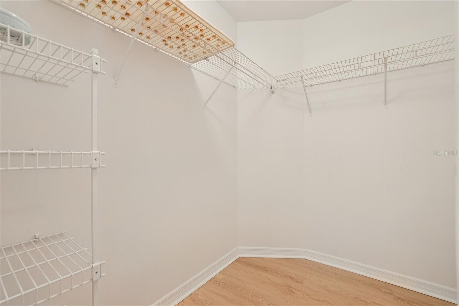 Image 26 of 50 For 512 Juniper Way