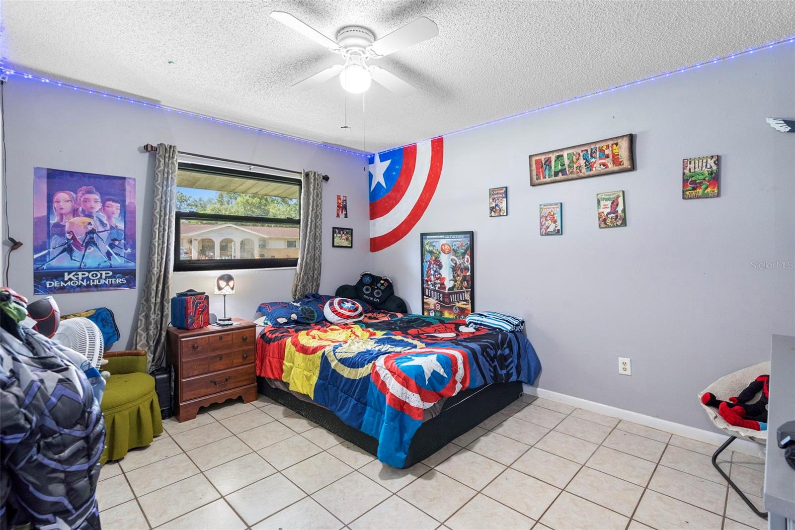 Image 20 of 32 For 409 Century Avenue