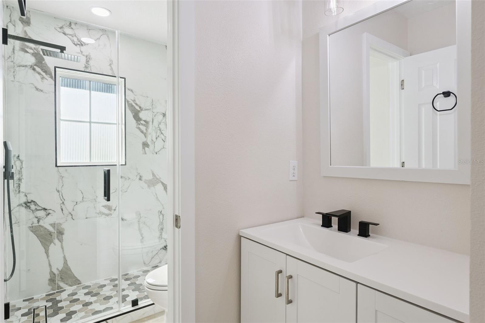 Image 34 of 42 For 6615 Helmsley Circle